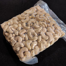 Load image into Gallery viewer, Salted and Roasted Cashew Nuts (Dry Roasted / Zero cholesterol), 400g